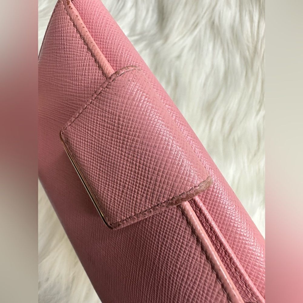 💯Authentic Prada compact Wallet 🍀 - Picture 10 of 15